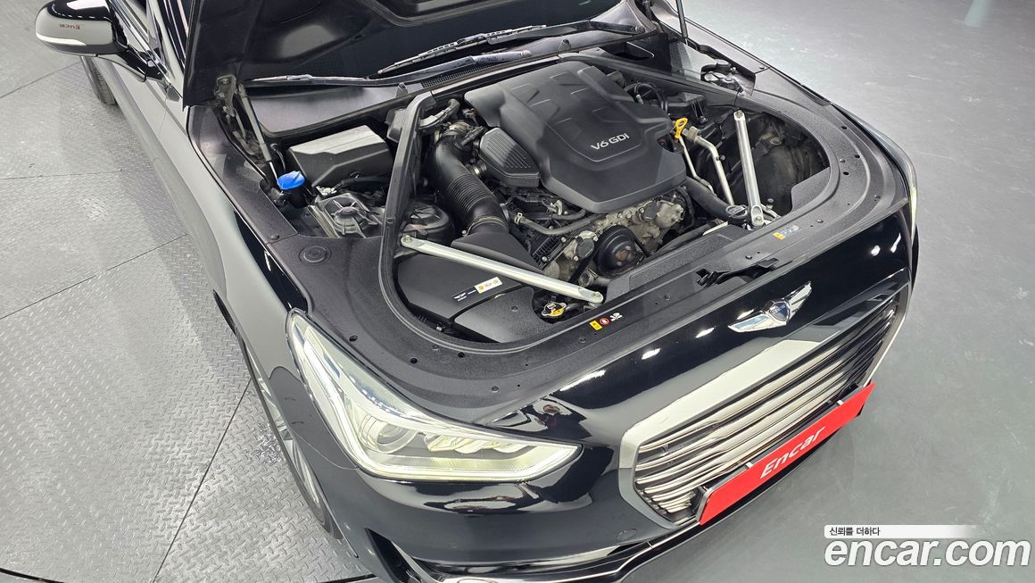Genesis EQ900 2016