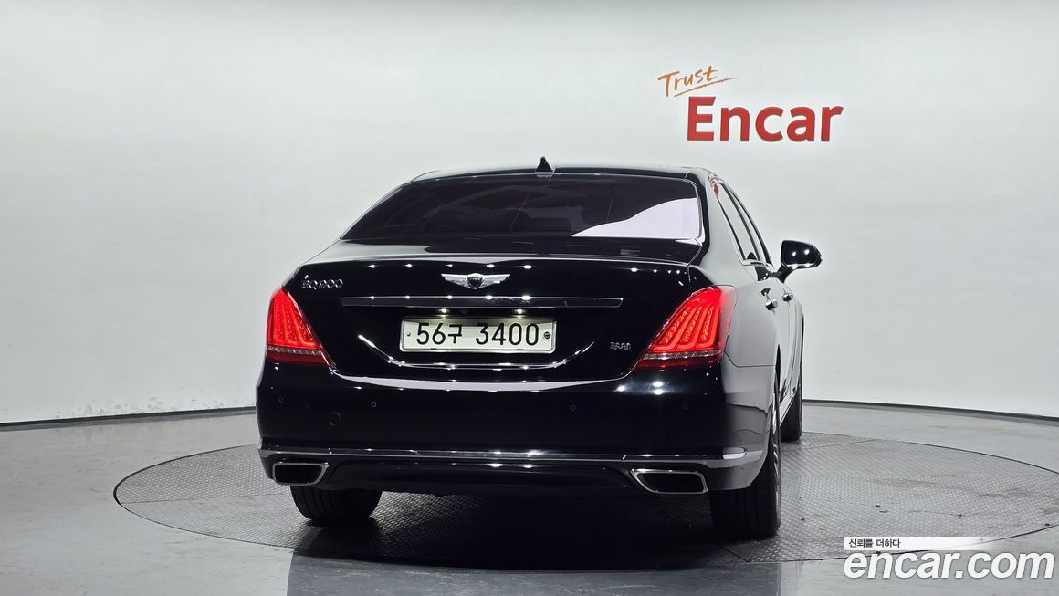 Genesis EQ900 2016