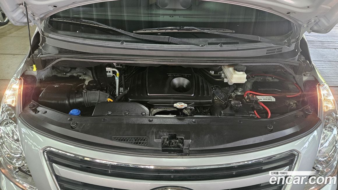 Hyundai Starex 2016