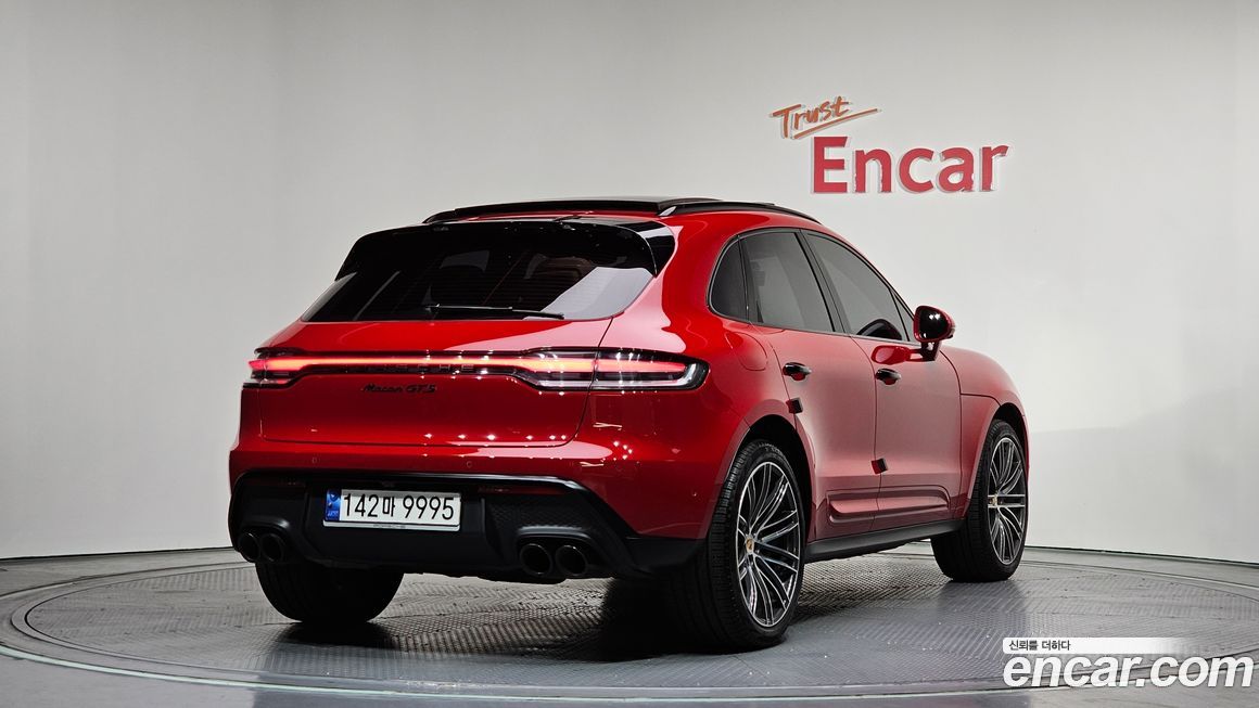 Porsche Macan 2023