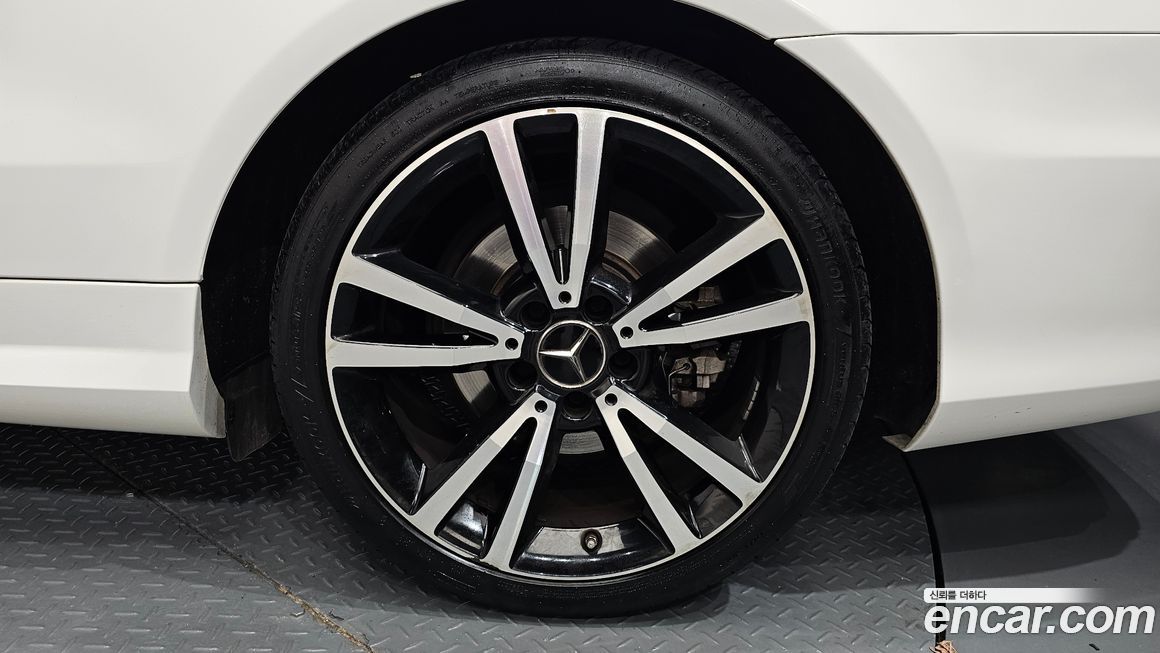 Mercedes-Benz E-Class 2016