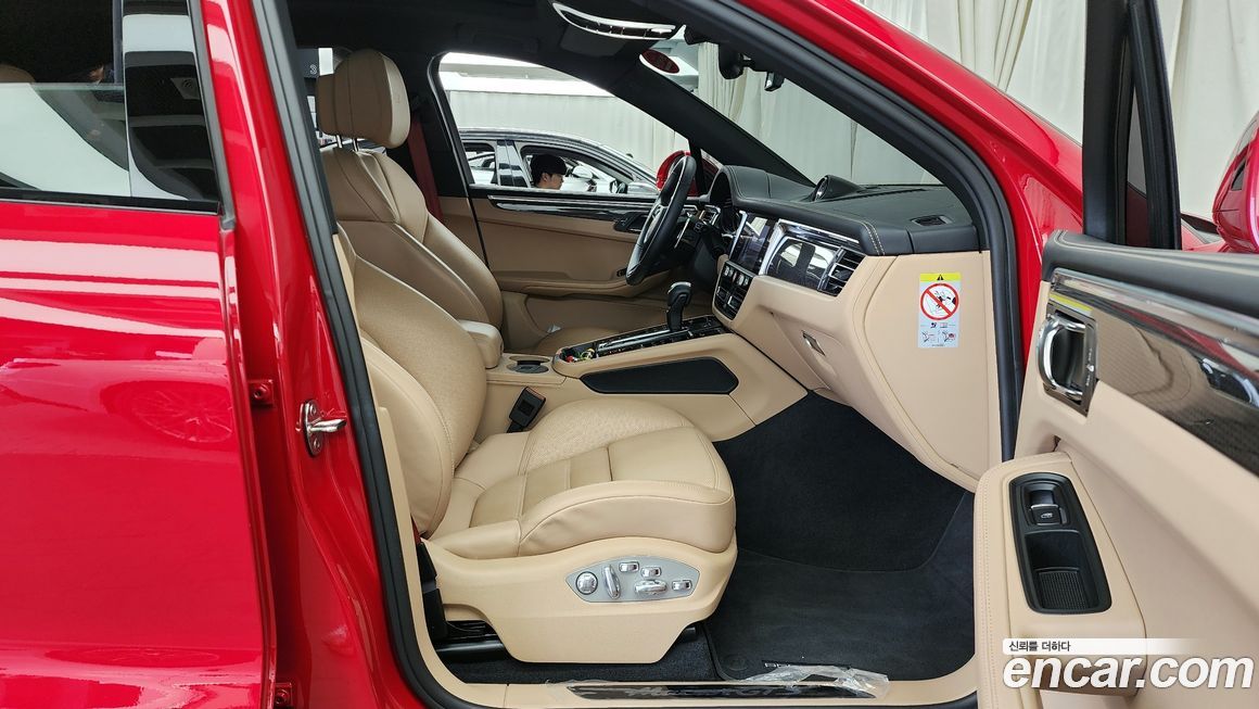 Porsche Macan 2023
