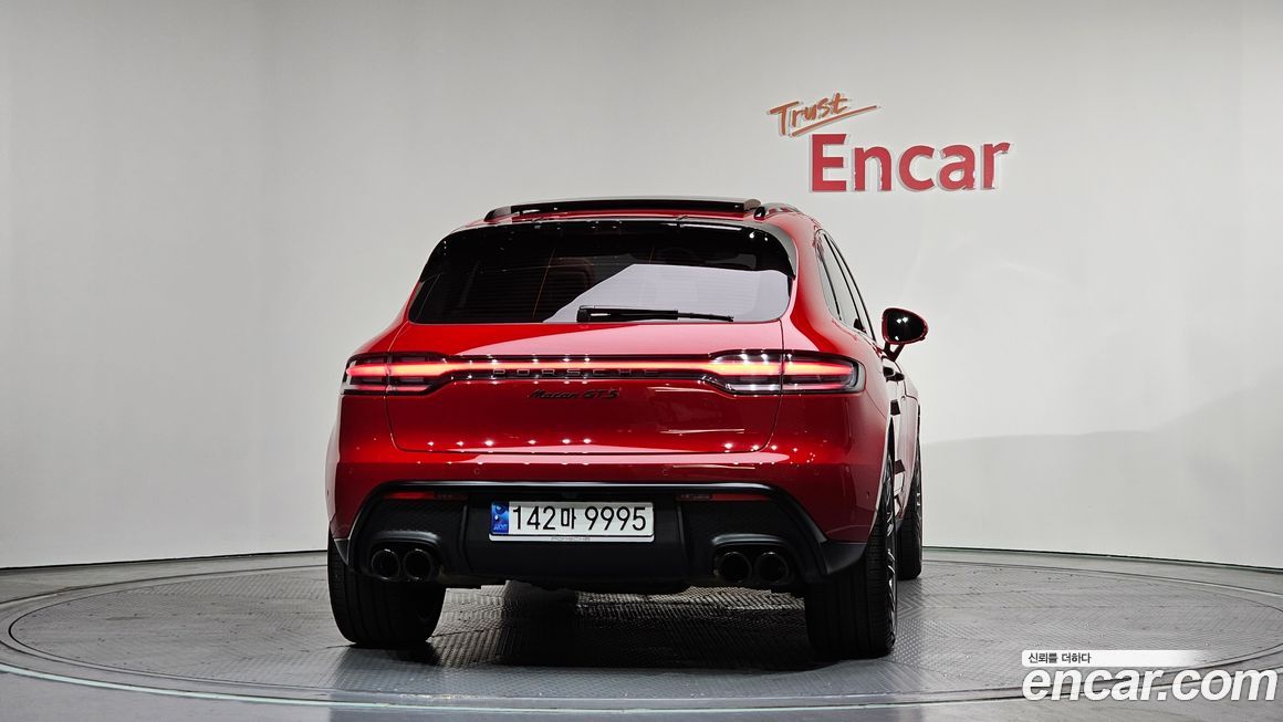 Porsche Macan 2023