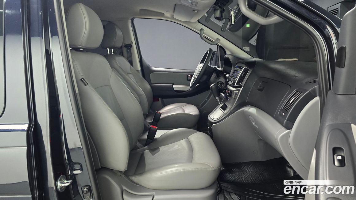 Hyundai Starex 2021
