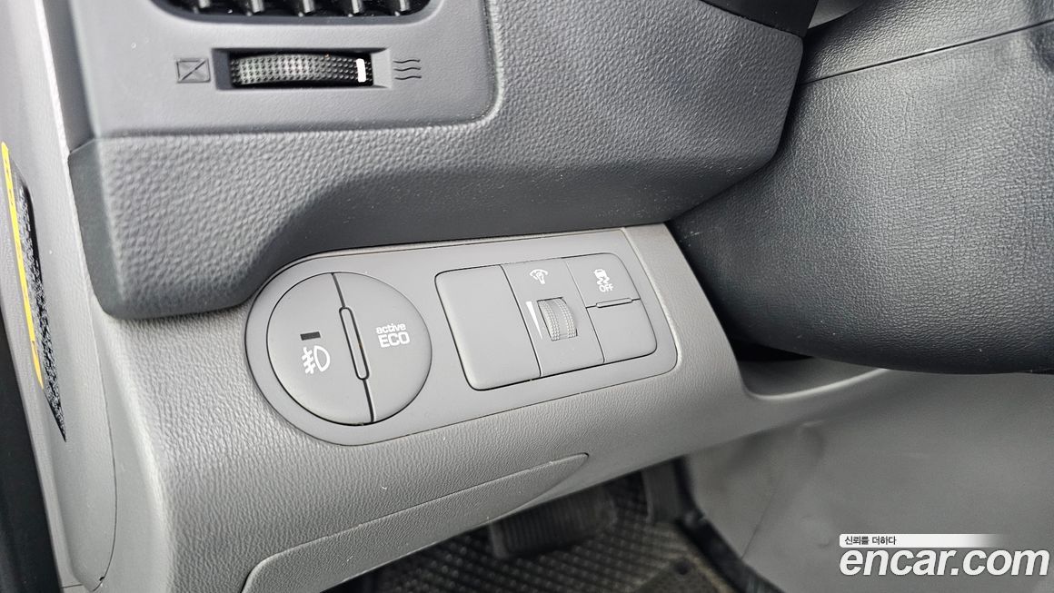 Hyundai Starex 2019