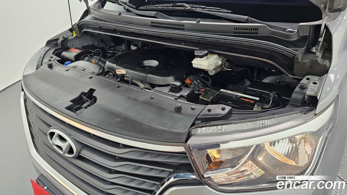 Hyundai Starex 2019