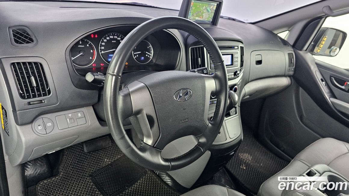 Hyundai Starex 2019