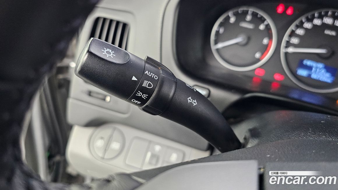 Hyundai Starex 2019