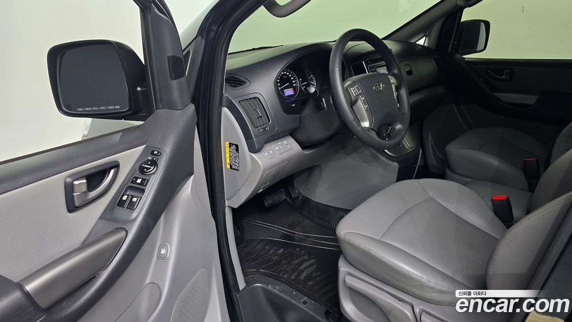 Hyundai Starex 2021