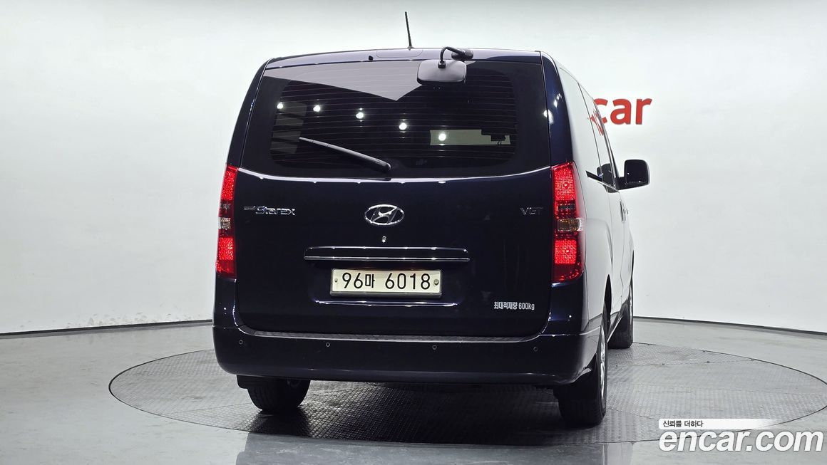 Hyundai Starex 2021