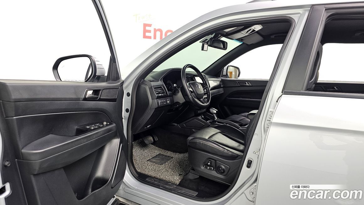 KG_Mobility_Ssangyong Rexton 2020