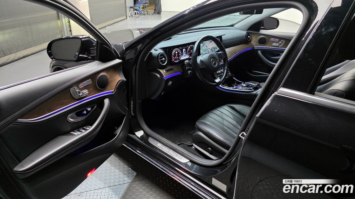 Mercedes-Benz E-Class 2017