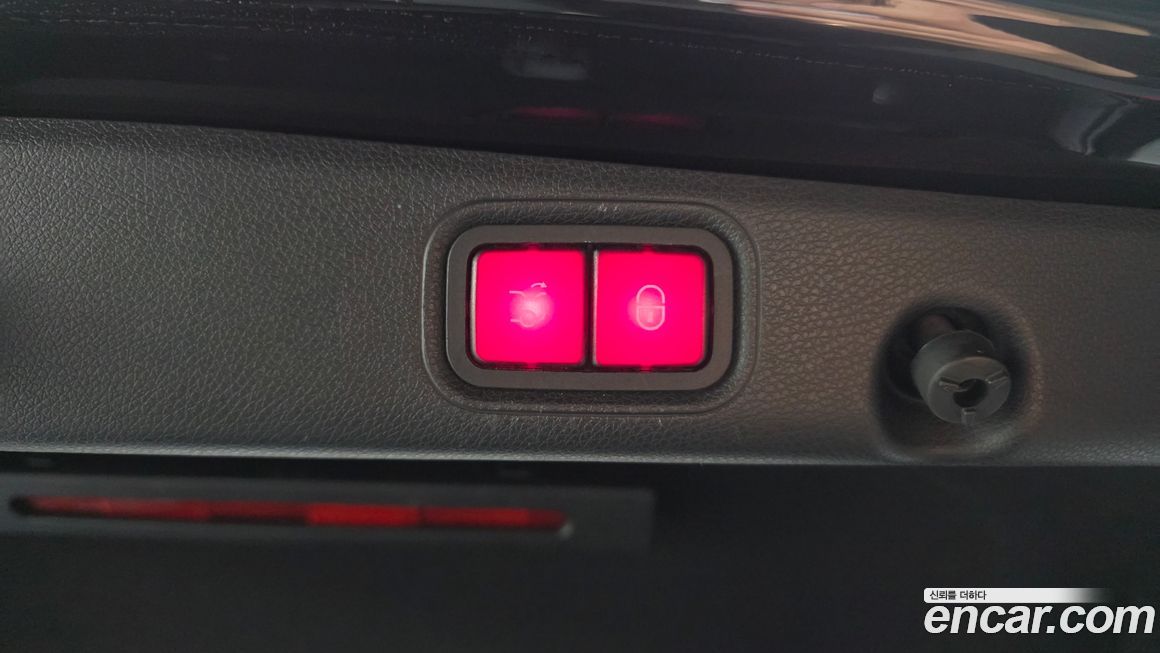 Mercedes-Benz E-Class 2017