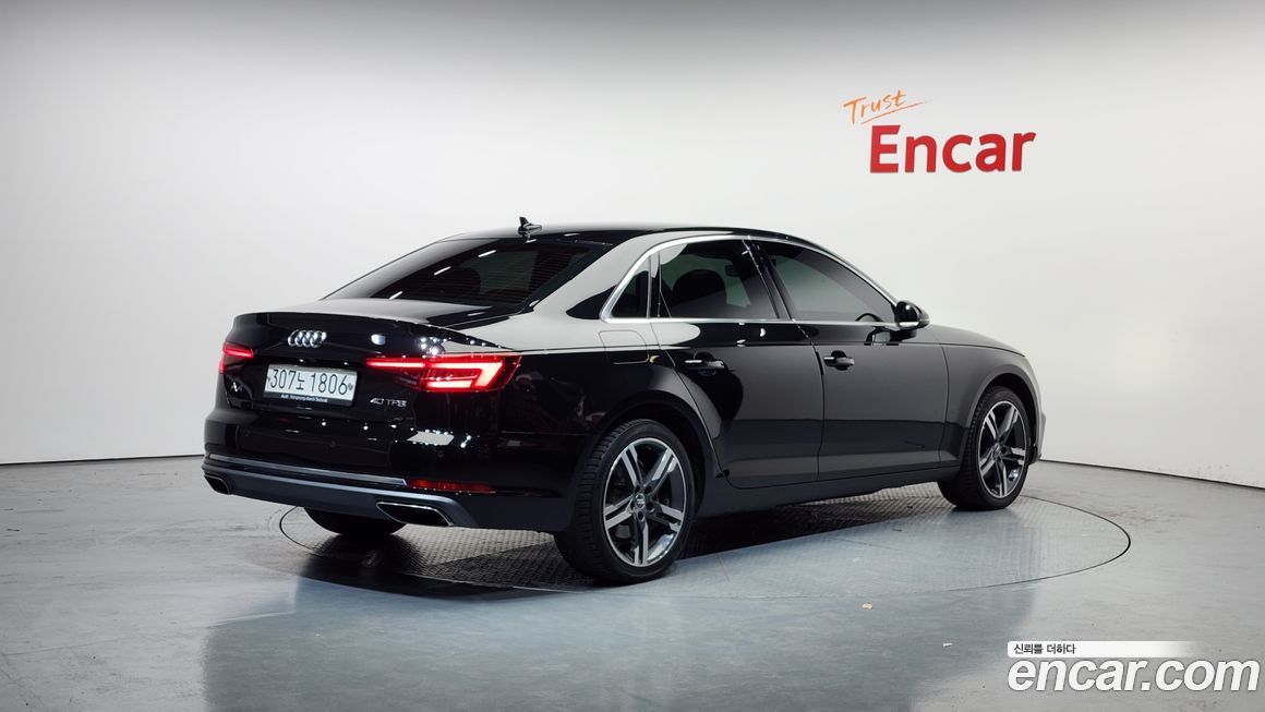 Audi A4 2019
