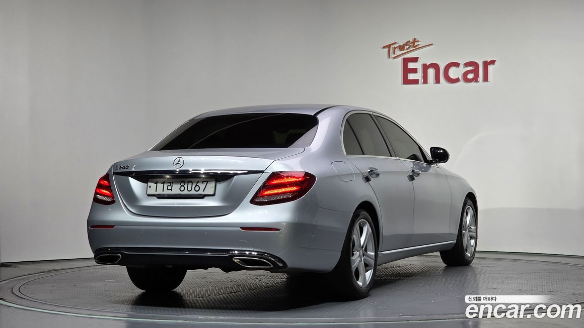 Mercedes-Benz E-Class 2017