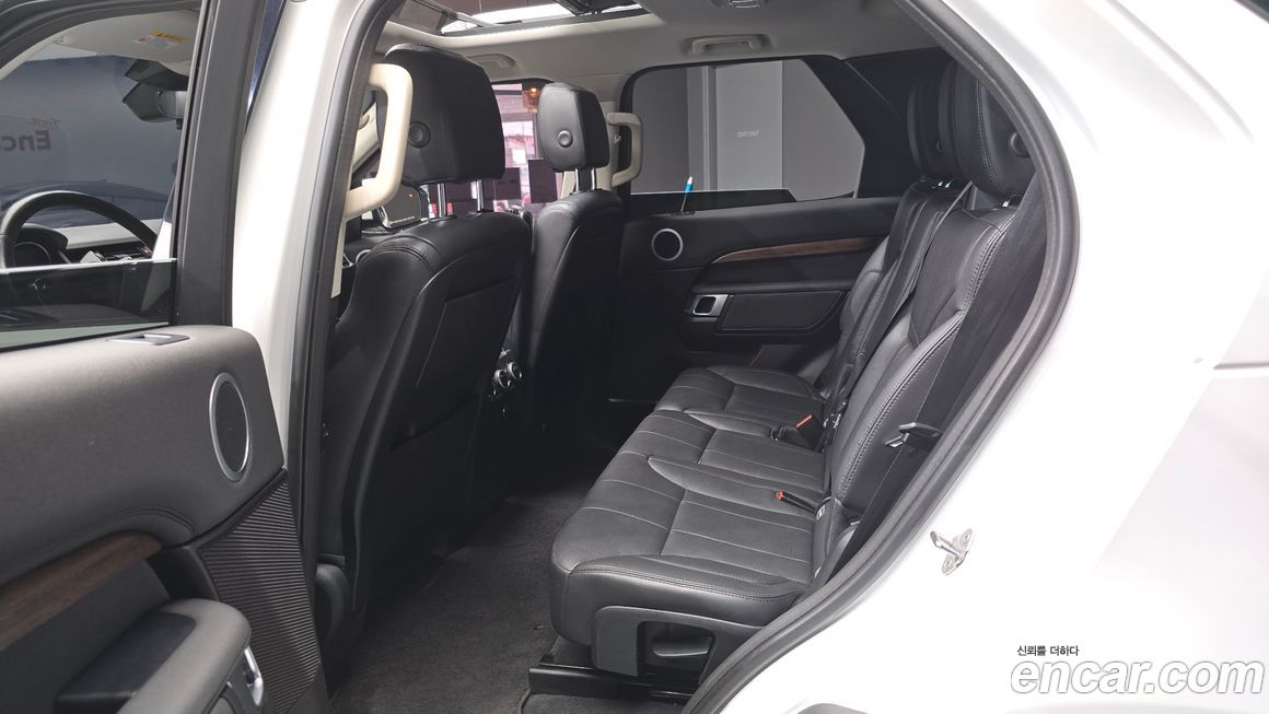 Land Rover Discovery 2017