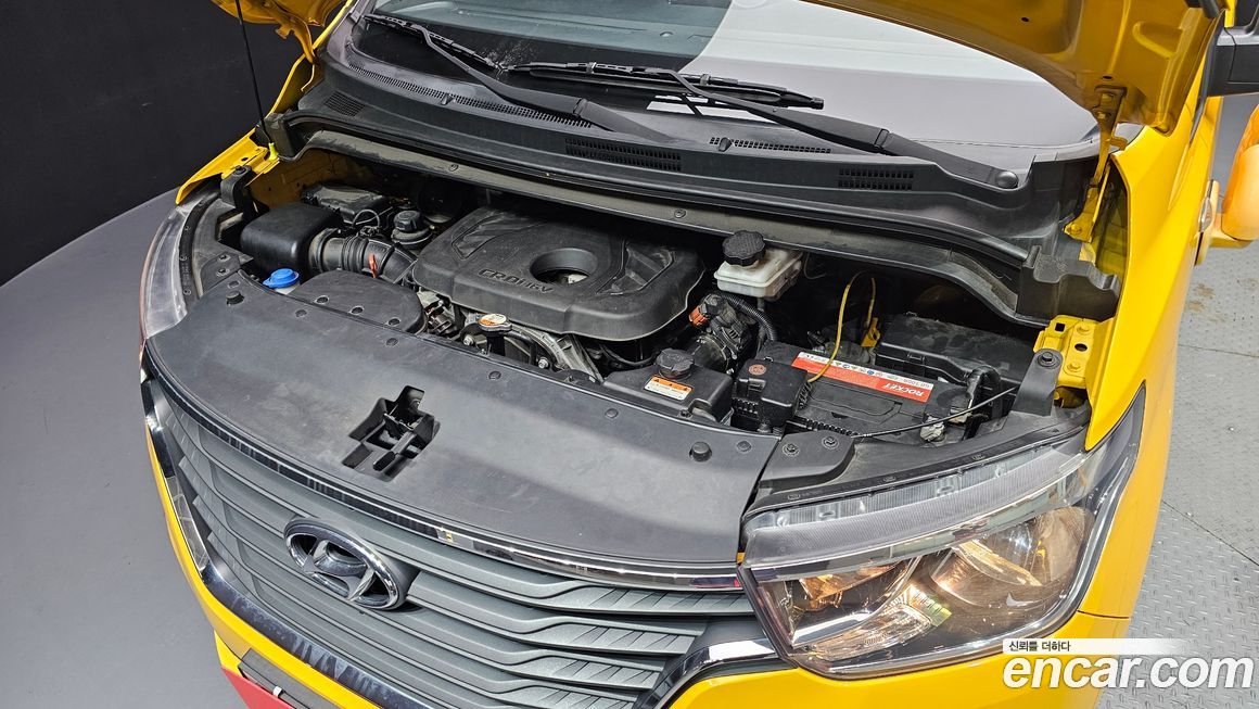 Hyundai Starex 2021