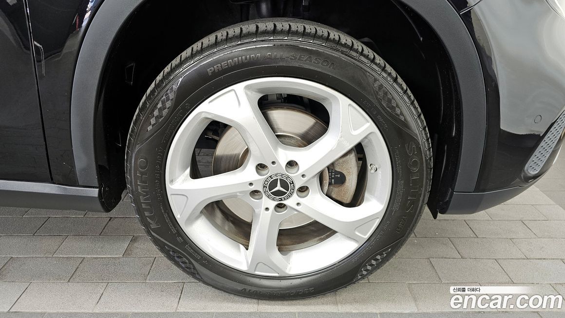 Mercedes-Benz GLA-Class 2018