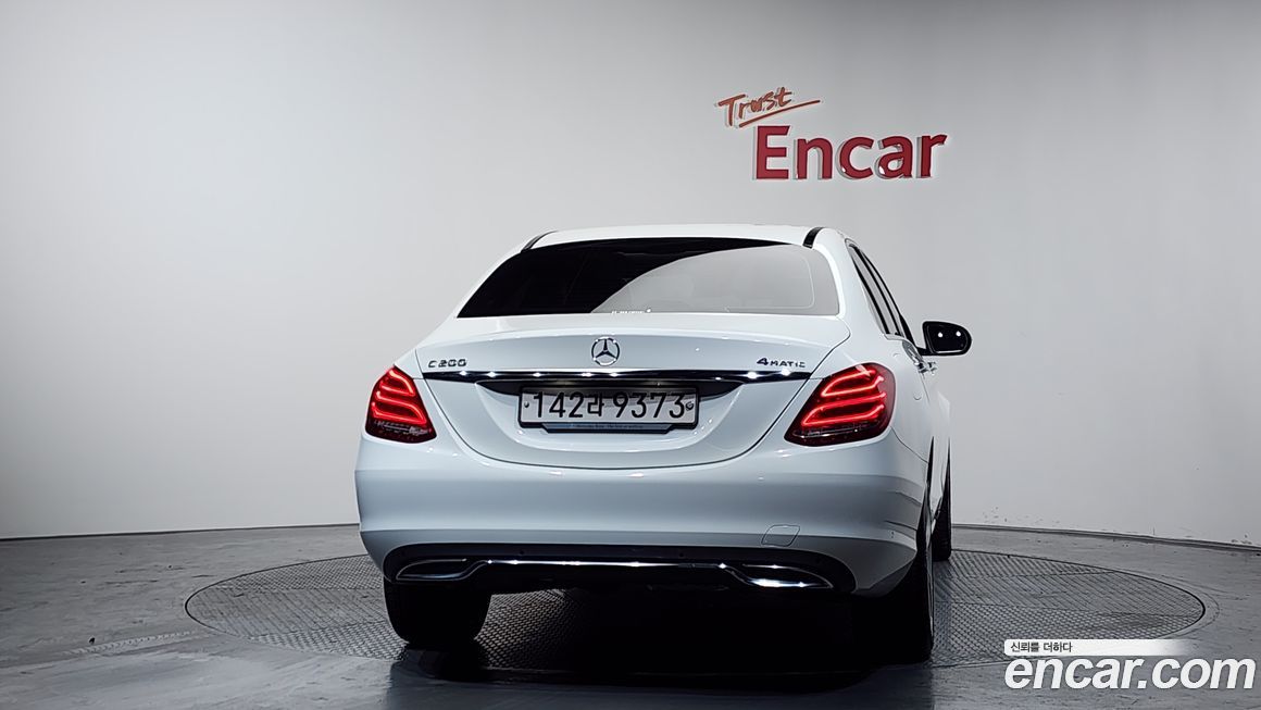 Mercedes-Benz C-Class 2018