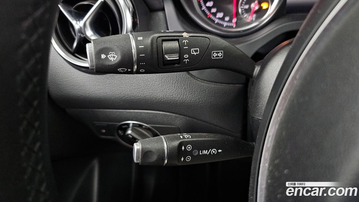 Mercedes-Benz GLA-Class 2018