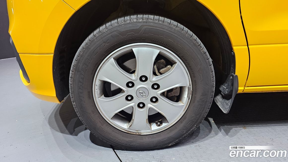 Hyundai Starex 2021