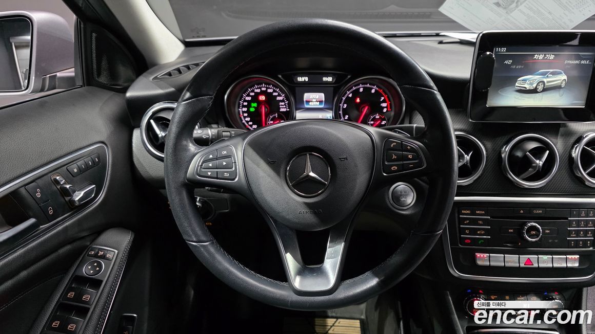 Mercedes-Benz GLA-Class 2019