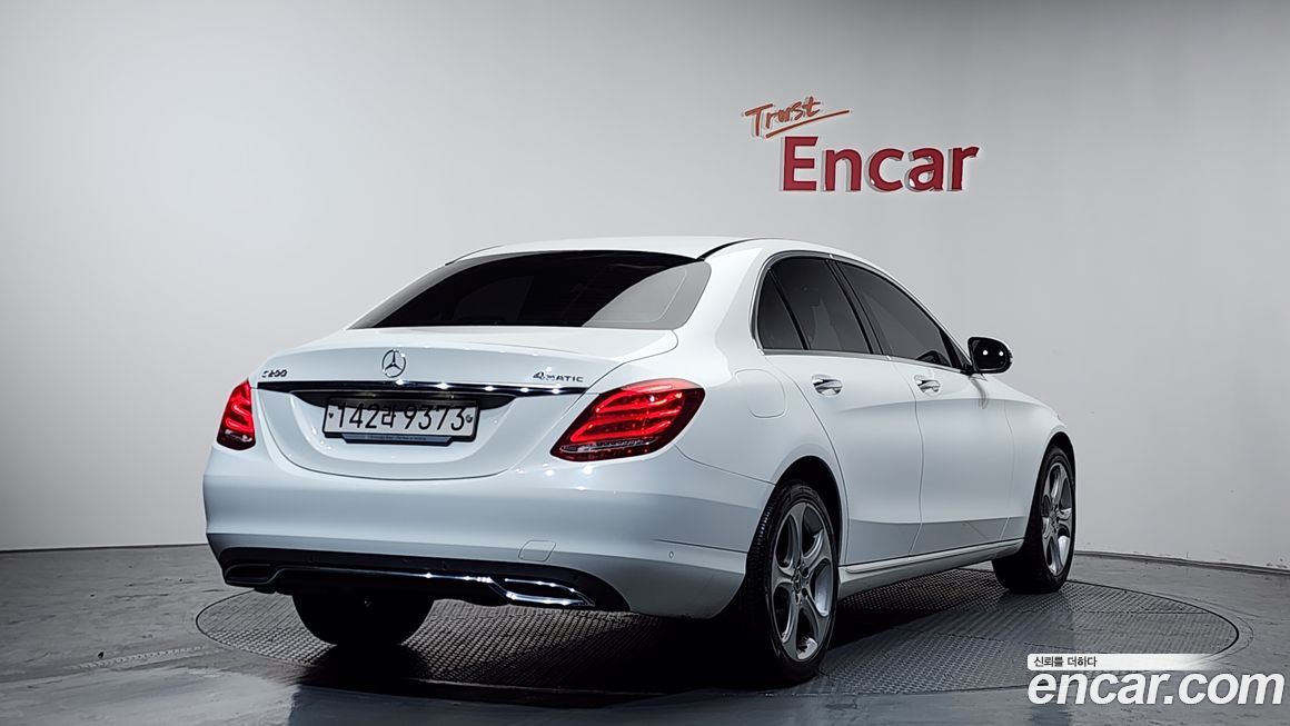 Mercedes-Benz C-Class 2018