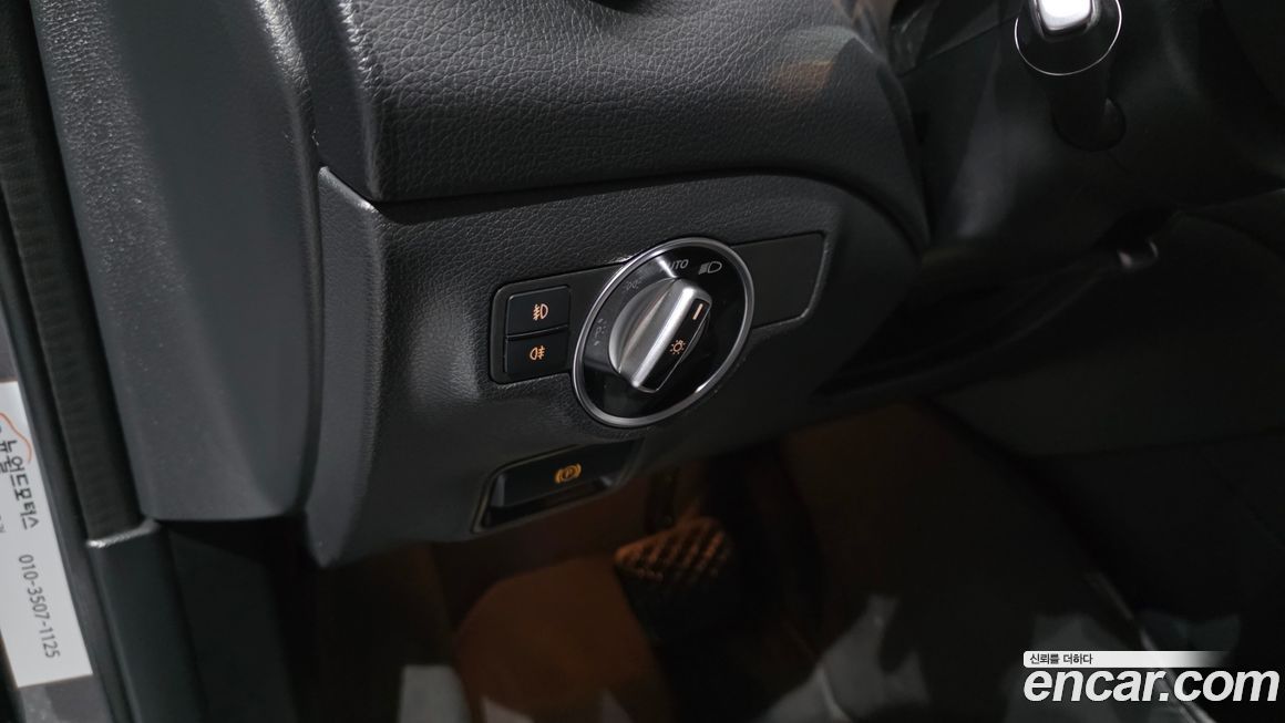 Mercedes-Benz GLA-Class 2019