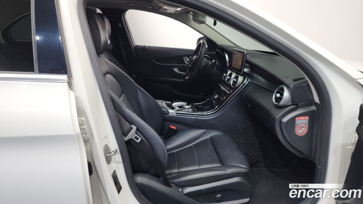 Mercedes-Benz C-Class 2018