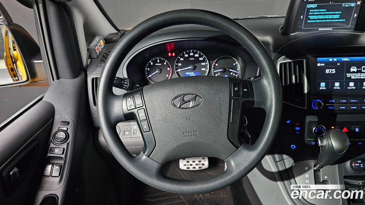 Hyundai Starex 2021