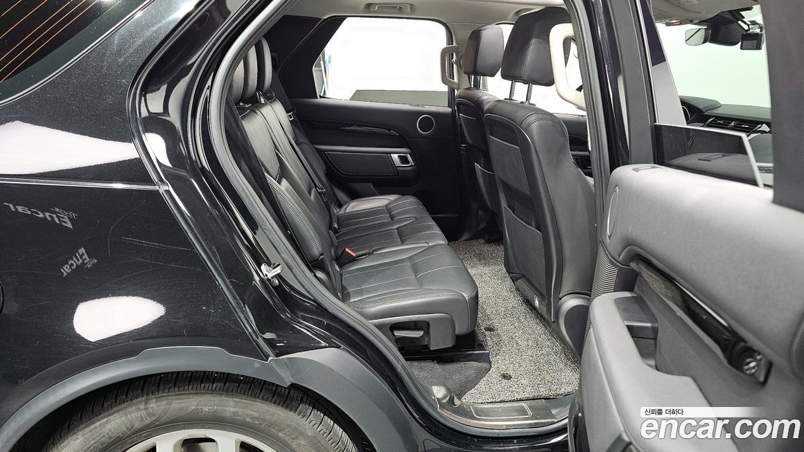 Land Rover Discovery 2018