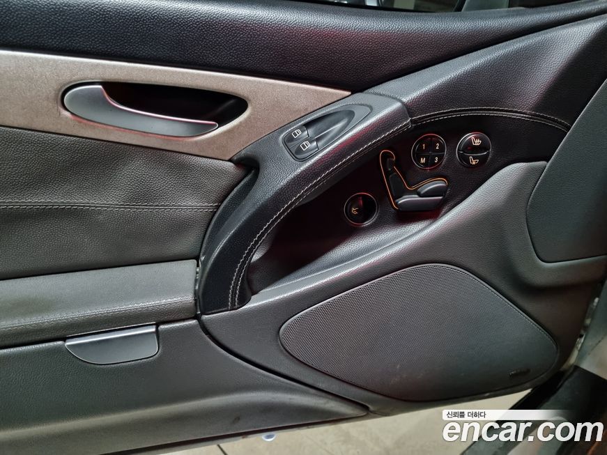 Mercedes-Benz SL-Class 2005