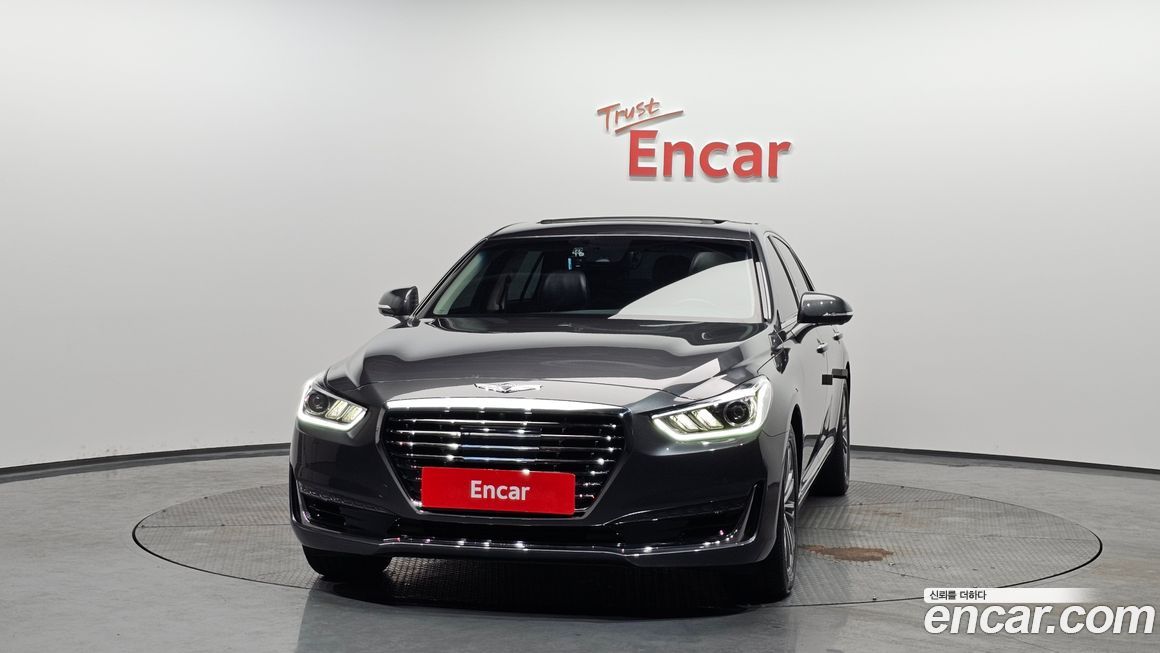 Genesis EQ900 2018