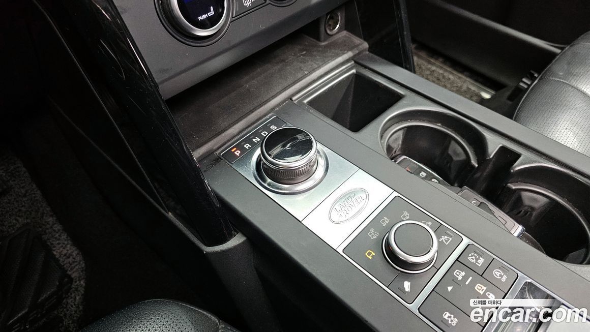 Land Rover Discovery 2018