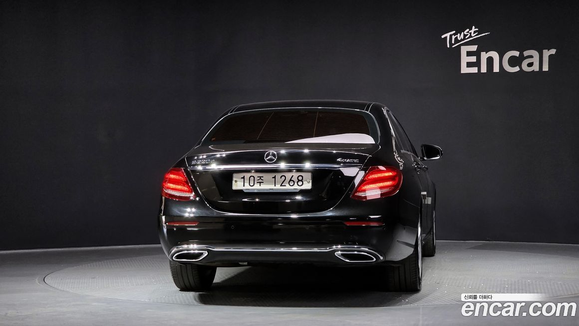Mercedes-Benz E-Class 2017
