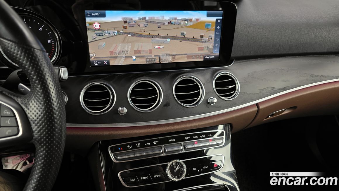 Mercedes-Benz E-Class 2017