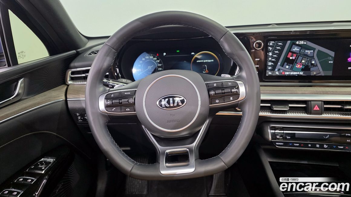 Kia K5 2021