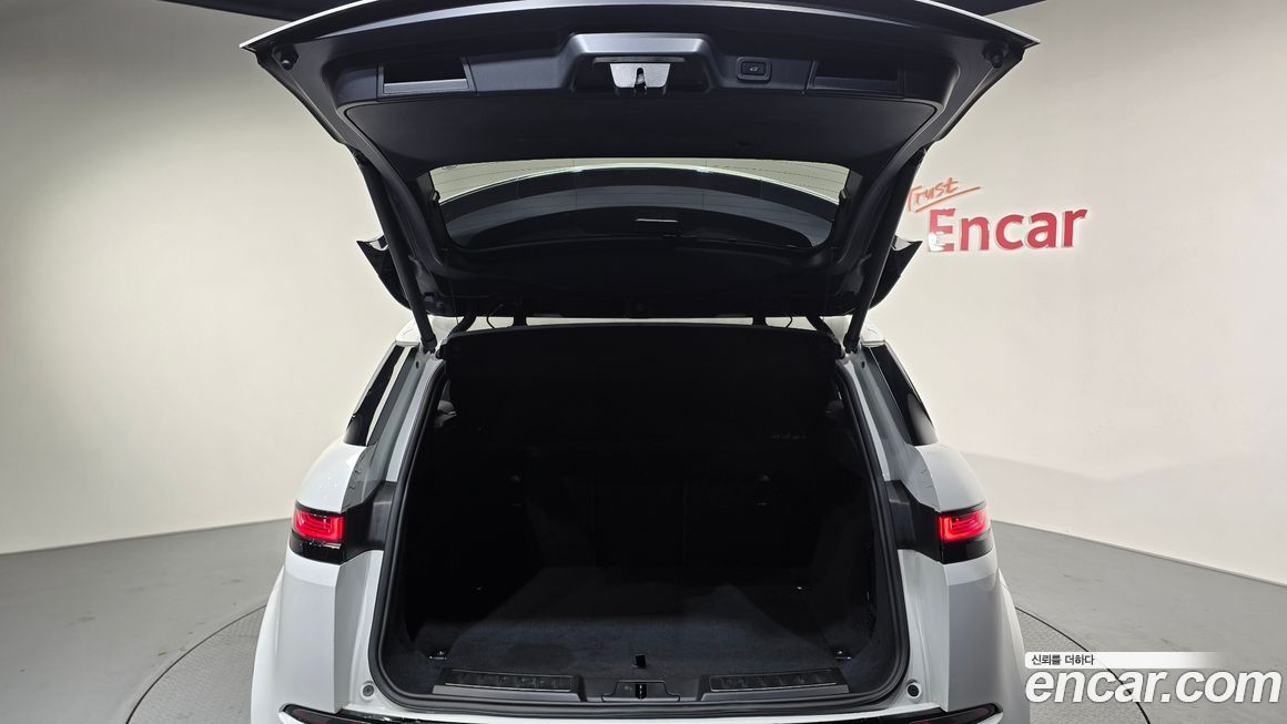 Land Rover Range Rover Evoque 2021
