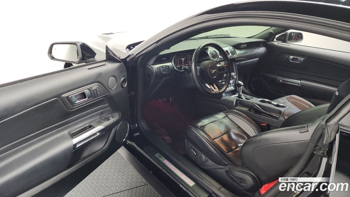 Ford Mustang 2019