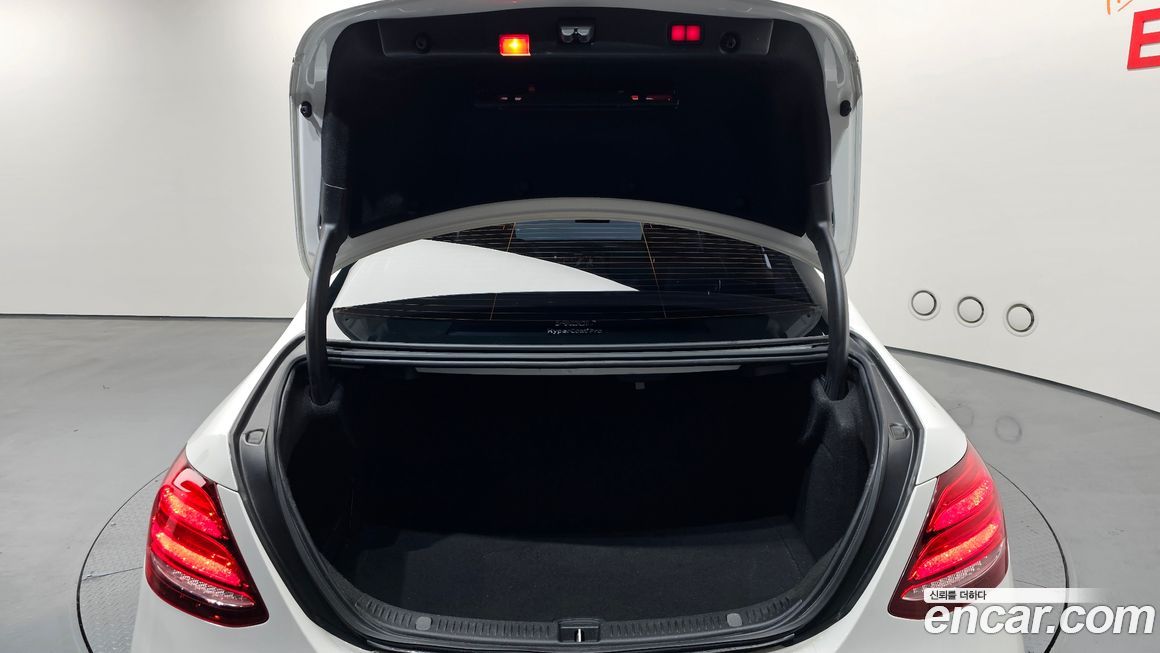 Mercedes-Benz E-Class 2018