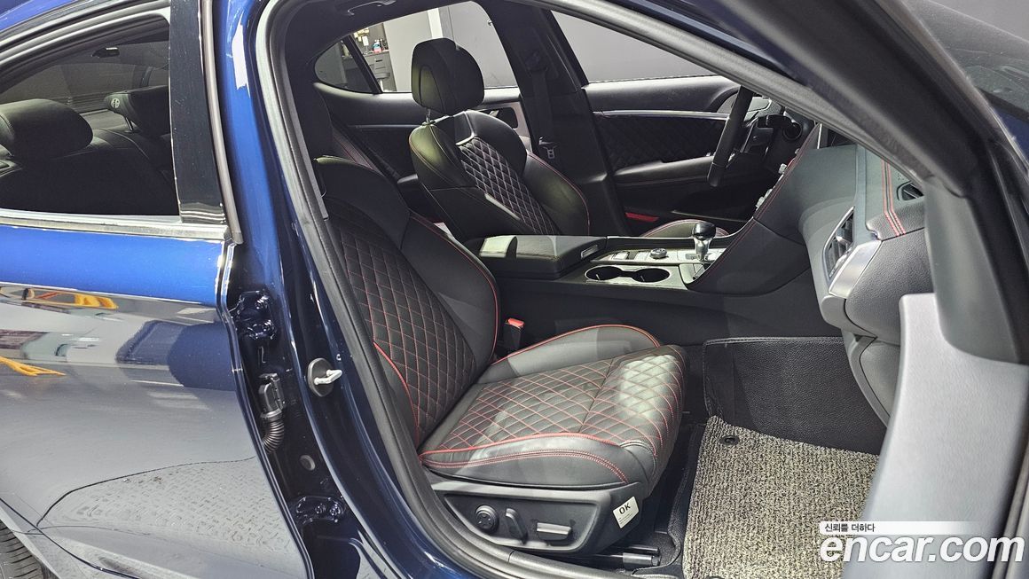 Genesis G70 2020