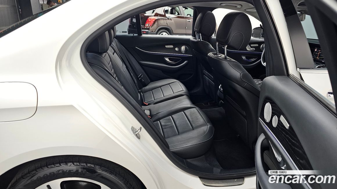 Mercedes-Benz E-Class 2018