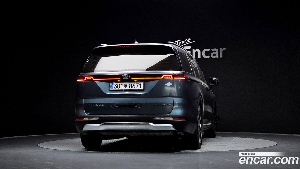 Kia Canival 2021