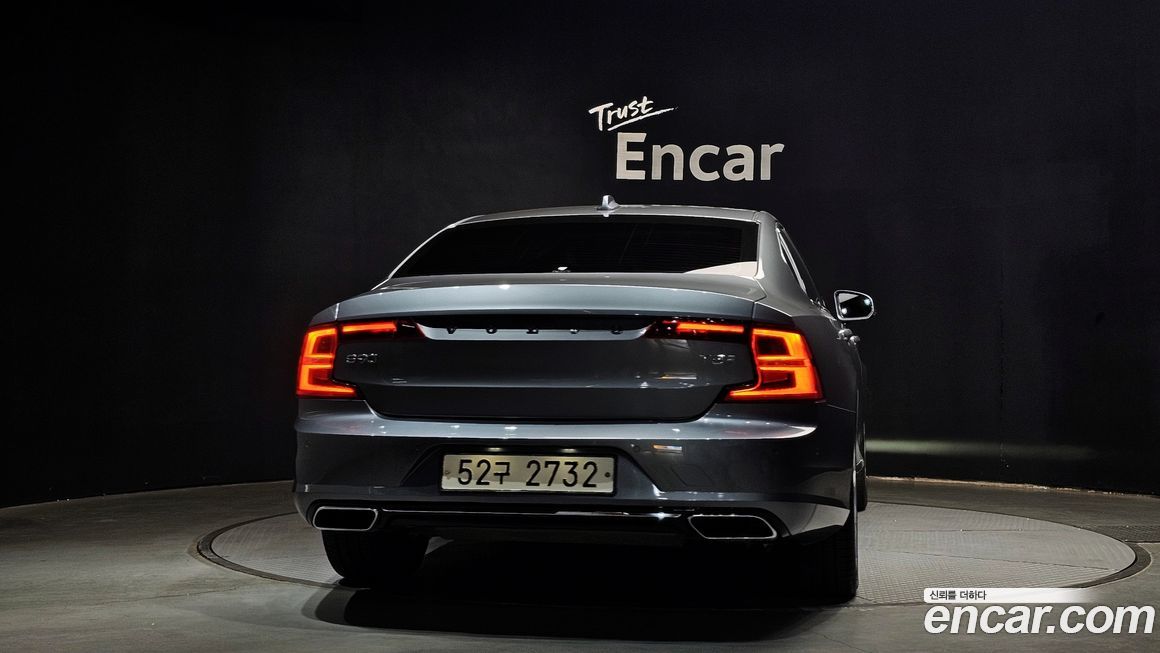 Volvo S90 2019