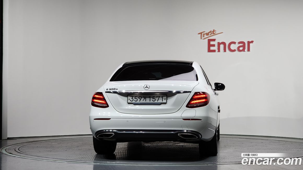 Mercedes-Benz E-Class 2019