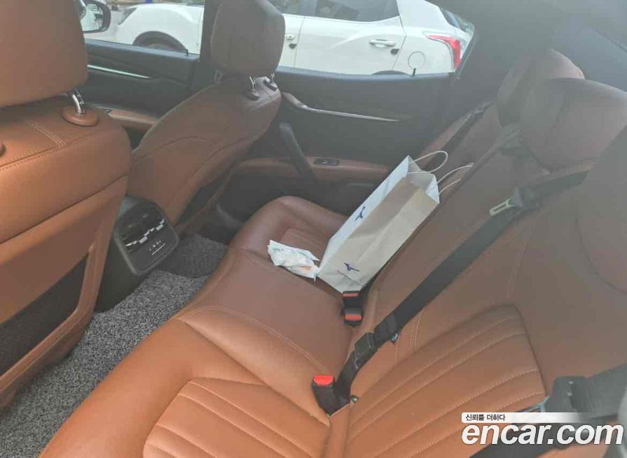 Maserati Ghibli 2018