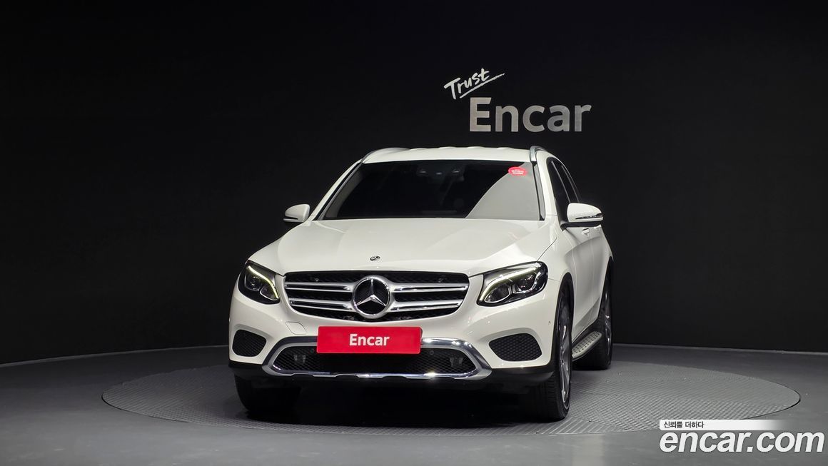 Mercedes-Benz GLC-Class 2019