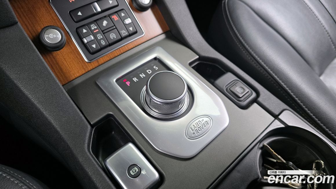 Land Rover Discovery 2016