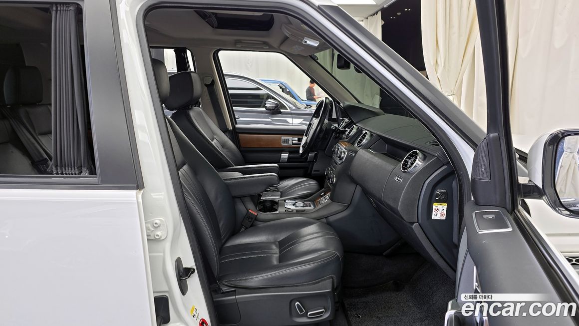 Land Rover Discovery 2016