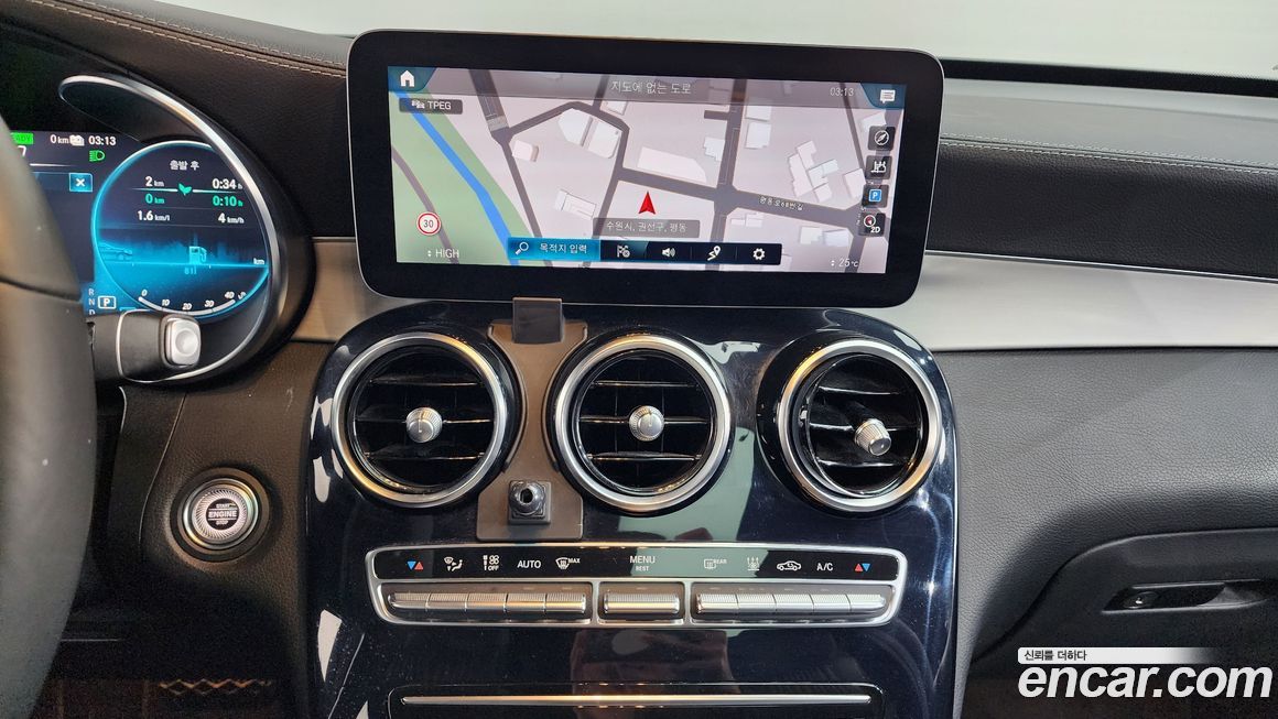 Mercedes-Benz GLC-Class 2021